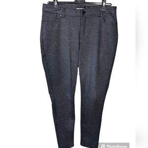 Karl Lagerfeld women's pants size 10 herringbone print grey and white
